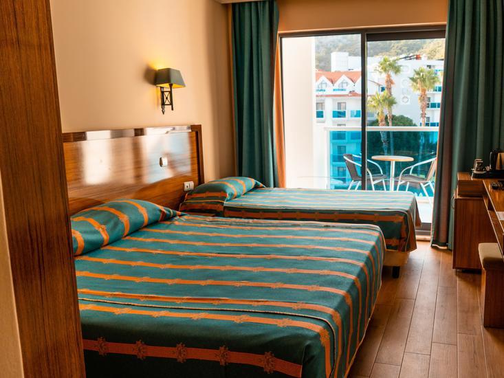 Green Nature Resort & Spa & Club 5 - Room Example