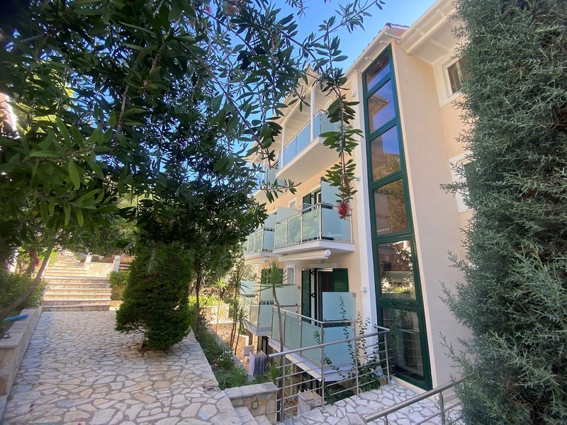 Oasis Hotel 2