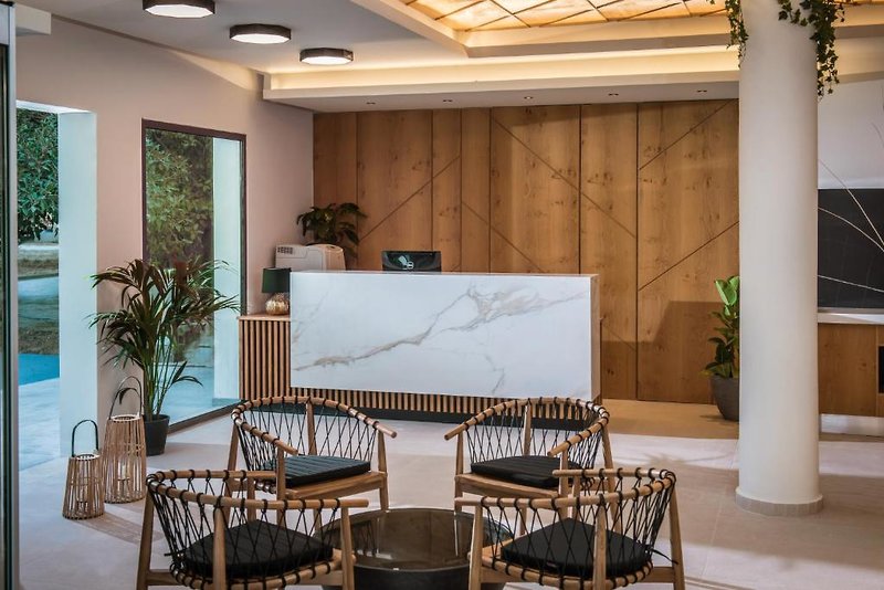 Malena Hotel & Suites 4
