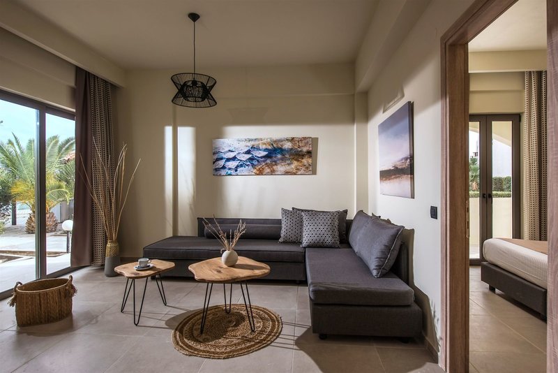 Malena Hotel & Suites 16