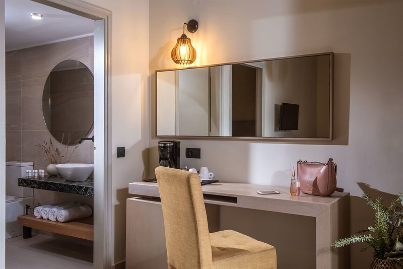 Malena Hotel & Suites 21