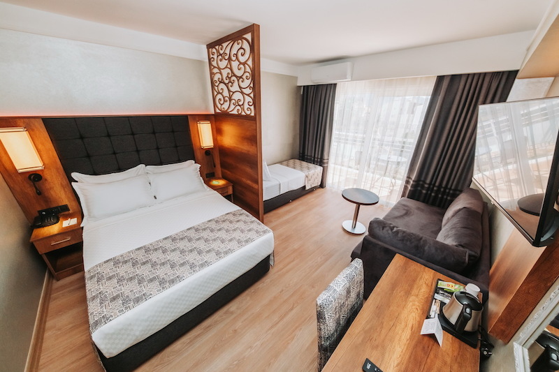 Grand Ideal Premium 8