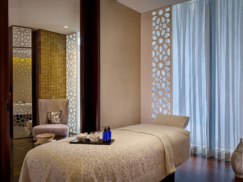 Grand Hyatt Abu Dhabi Hotel & Residences Emirates Pearl 43