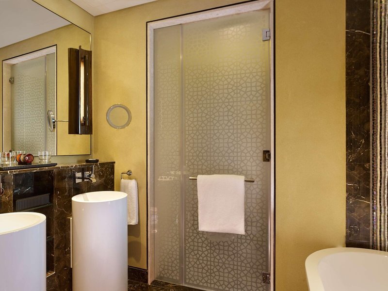 Grand Hyatt Abu Dhabi Hotel & Residences Emirates Pearl 48