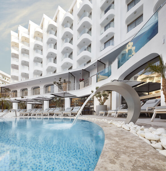 Lalila Blue Suites 1