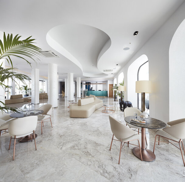 Lalila Blue Suites 9