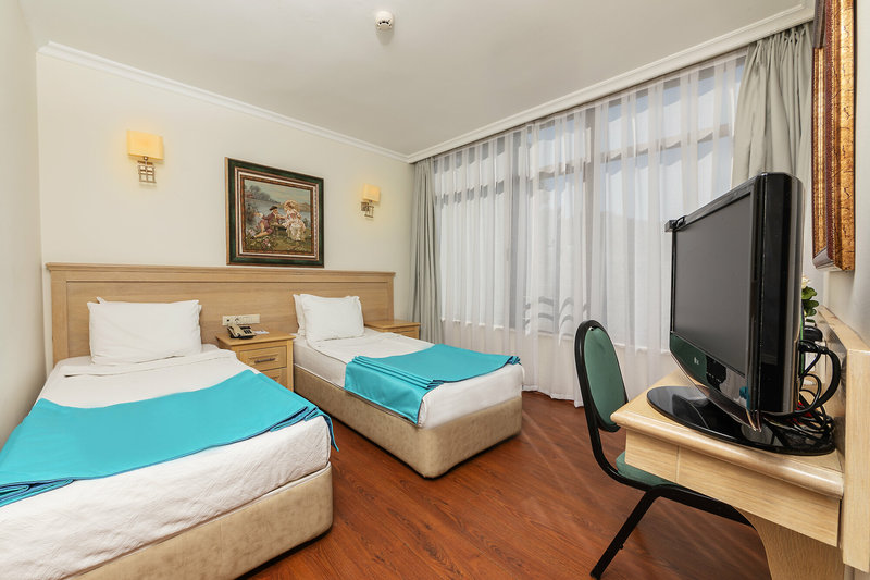 Kayamaris Hotel 8