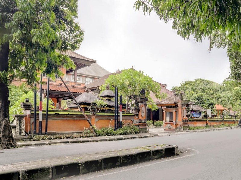 Hotel Ratu 7