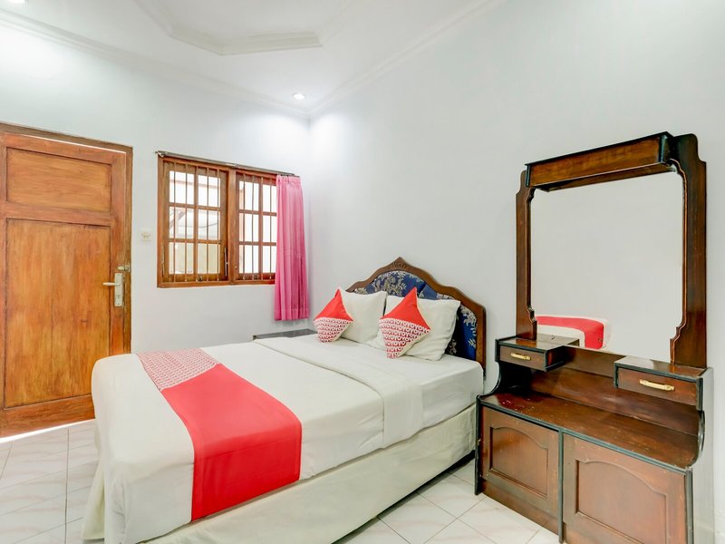Hotel Ratu 21