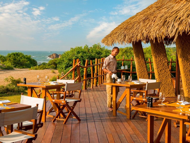 Chena Huts by Uga Escapes 7