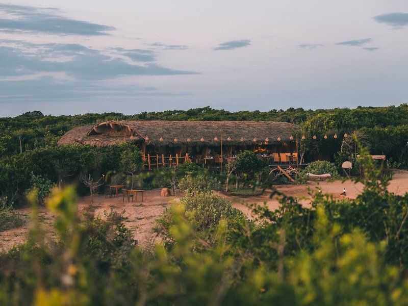 Chena Huts by Uga Escapes 8