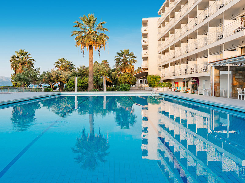 Calamos Beach Family Club Hotel 6