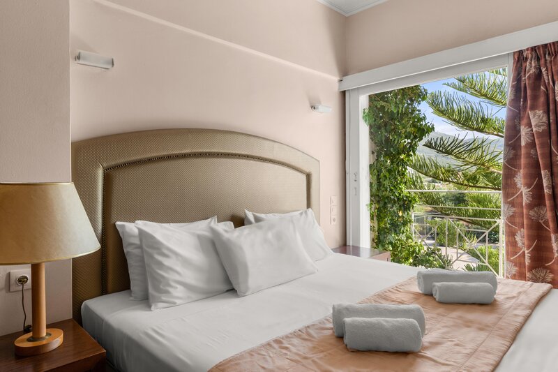 Calamos Beach Family Club Hotel 22