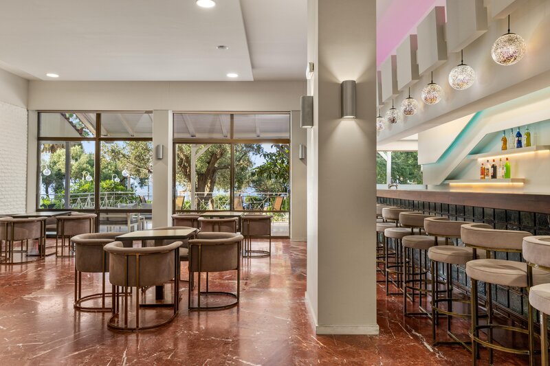 Calamos Beach Family Club Hotel 30