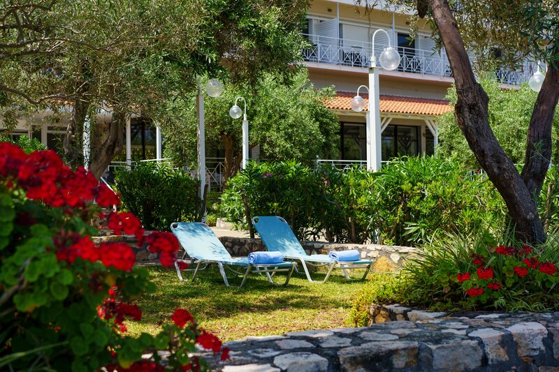 Calamos Beach Family Club Hotel 37