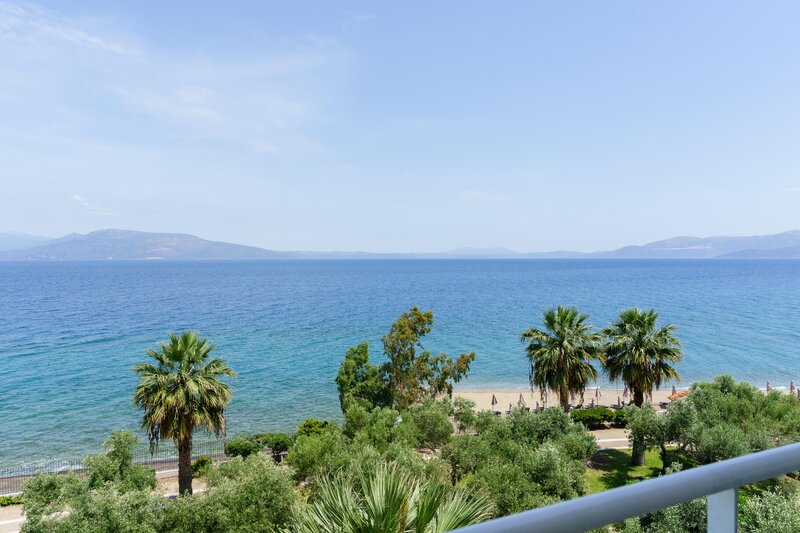 Calamos Beach Family Club Hotel 40