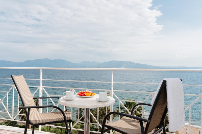 Calamos Beach Family Club Hotel 61