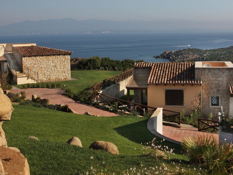 Resort Punta Falcone 10