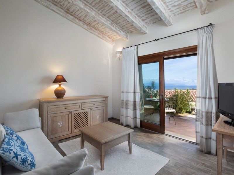 Resort Punta Falcone 25