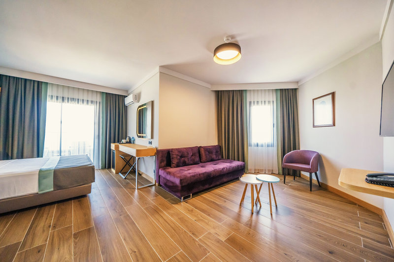 Premier Nergis Beach Hotel 8