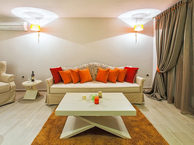 Core Hotels 23