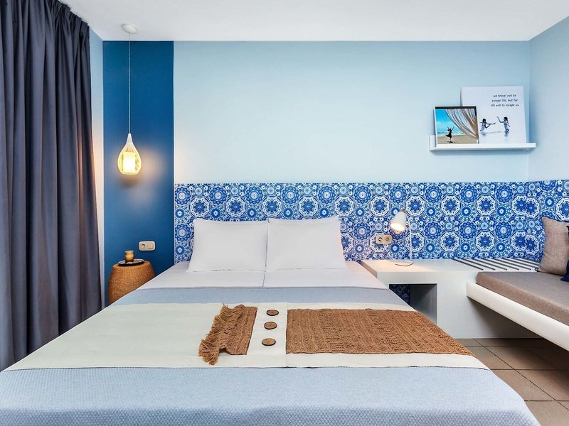 Core Hotels 35