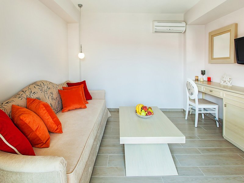 Core Hotels 44