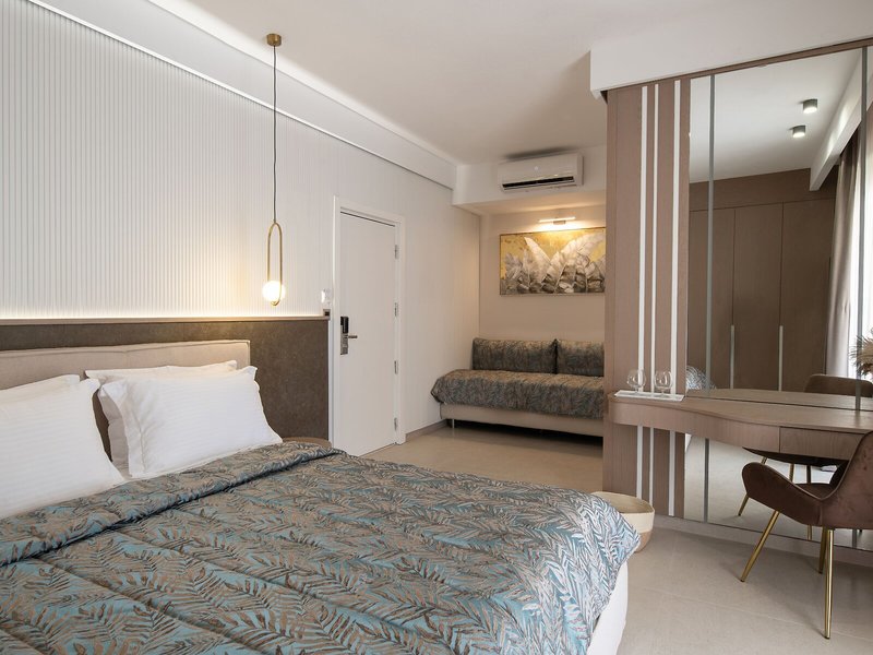Core Hotels 45