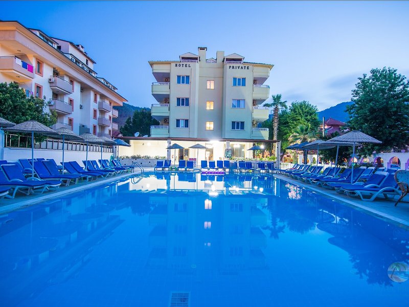Private Hotel 12