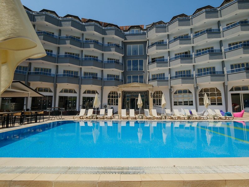 Selen Icmeler 1