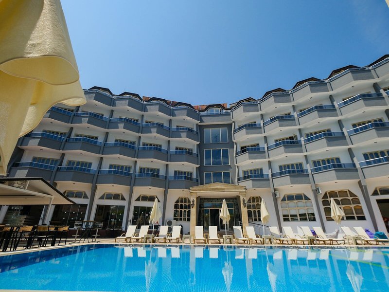 Selen Icmeler 5