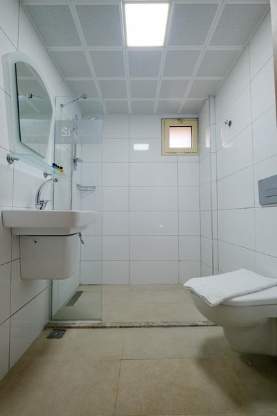 Selen Icmeler 49