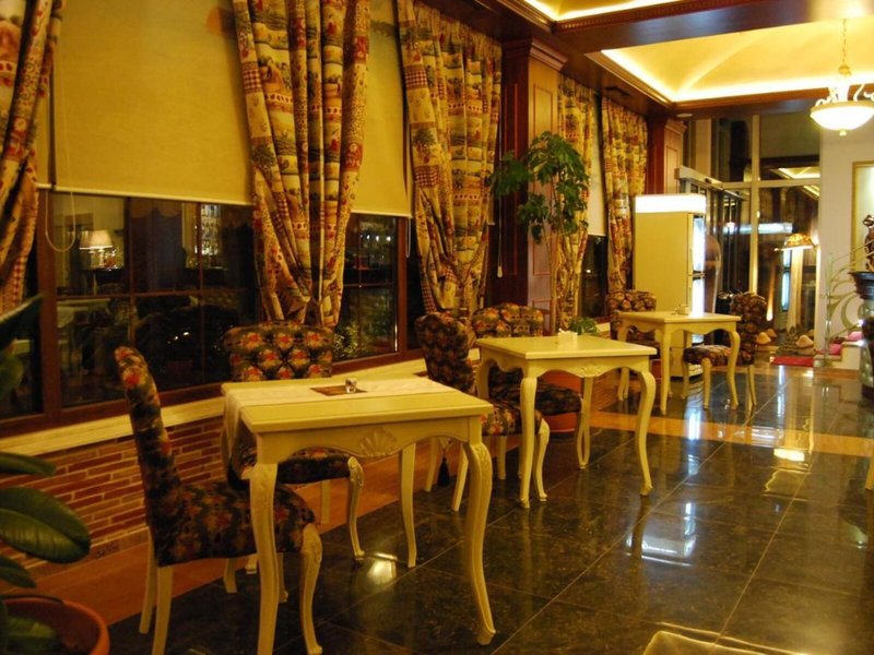 Hotel 2 Kitarrat Boutique & Spa 8