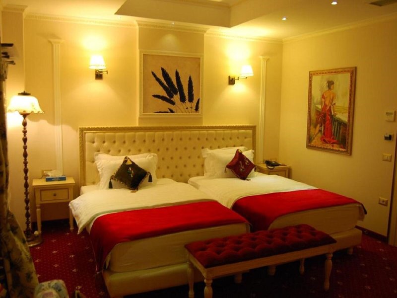 Hotel 2 Kitarrat Boutique & Spa 28
