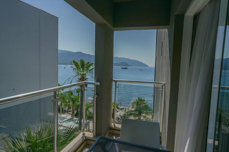 Yunus Hotel 12
