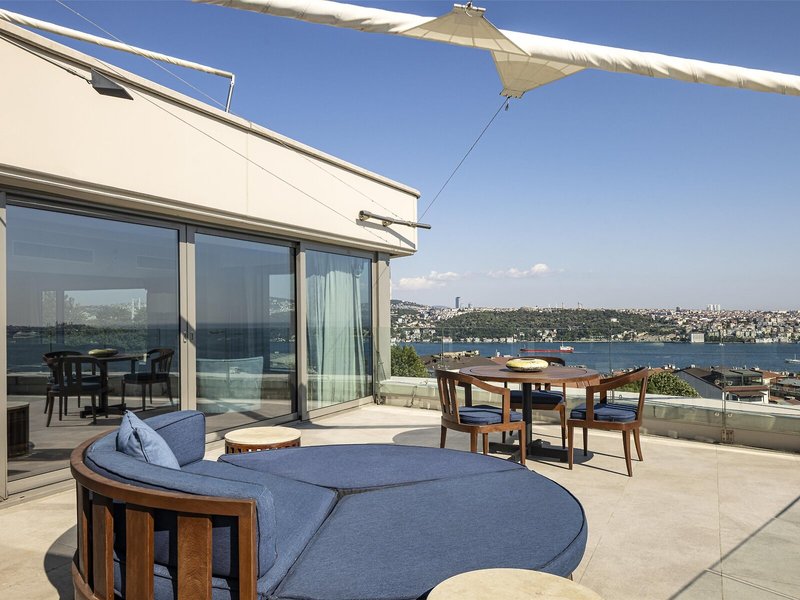 Conrad Istanbul Bosphorus 8