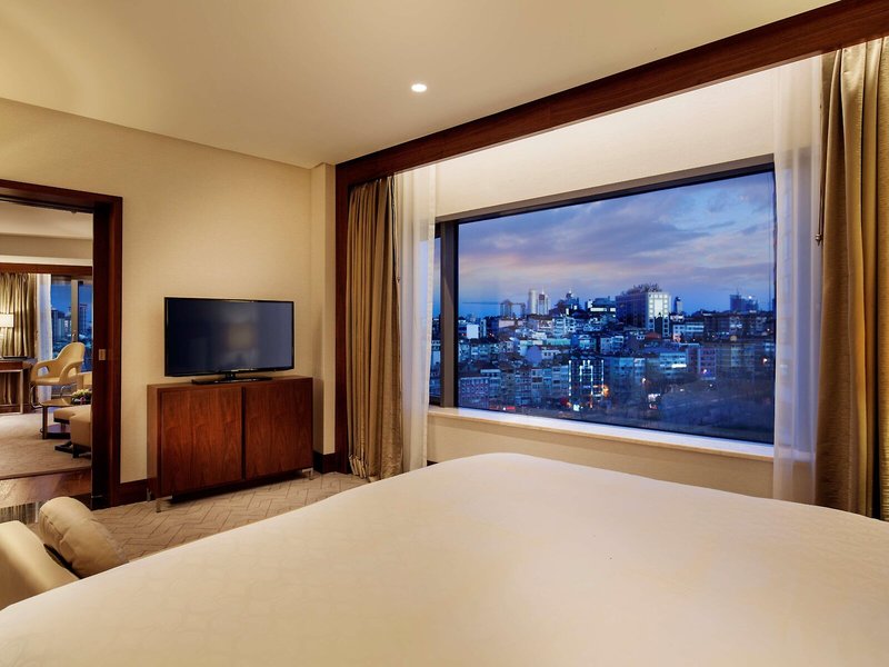 Conrad Istanbul Bosphorus 48