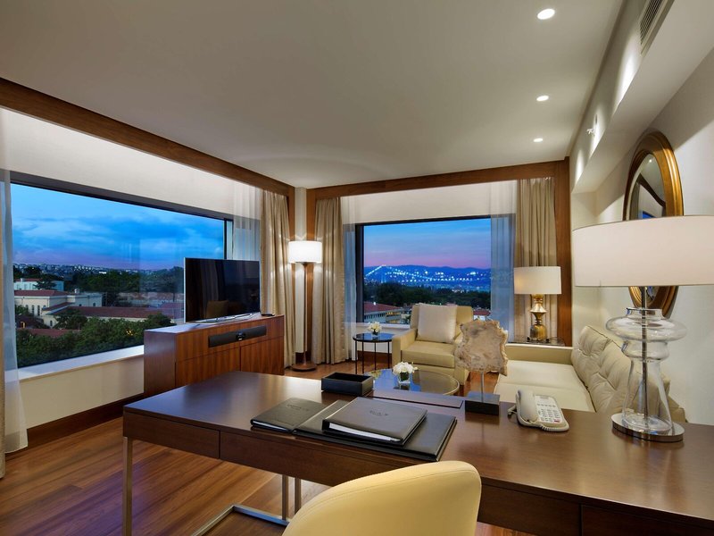 Conrad Istanbul Bosphorus 49