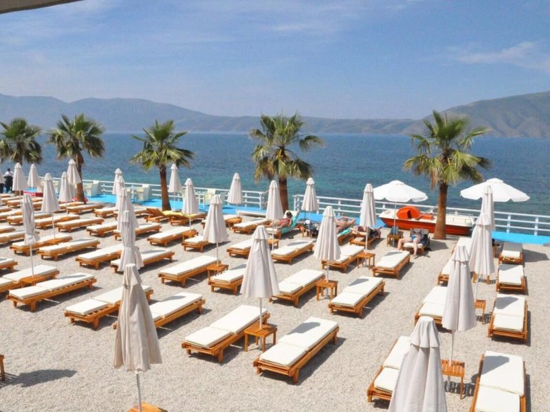 Coral Hotel & Resort 5