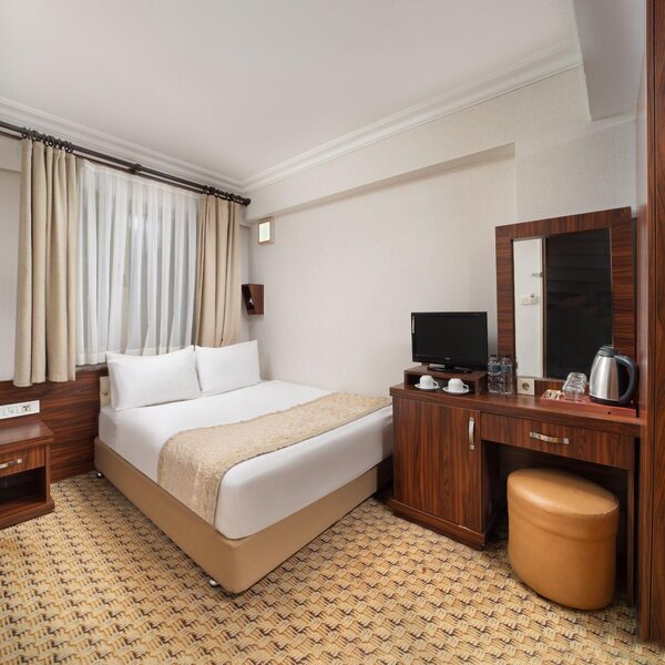 Elan Hotel Istanbul Peral 5
