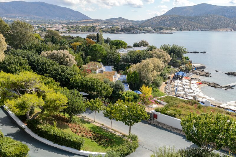 Grand Resort Lagonissi 16