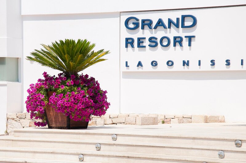 Grand Resort Lagonissi 41