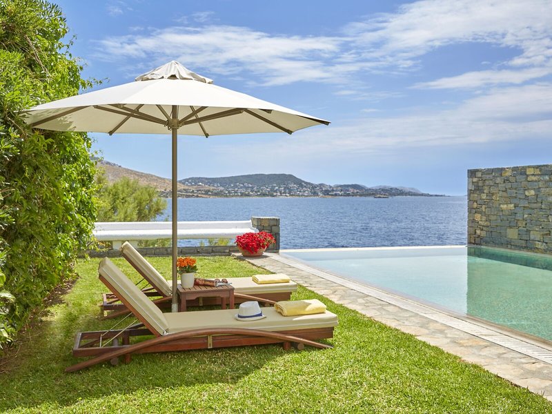 Grand Resort Lagonissi 18