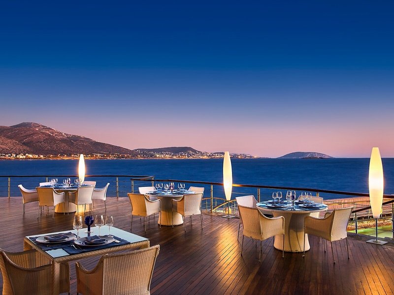 Grand Resort Lagonissi 31