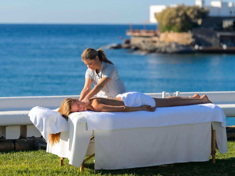 Grand Resort Lagonissi 42