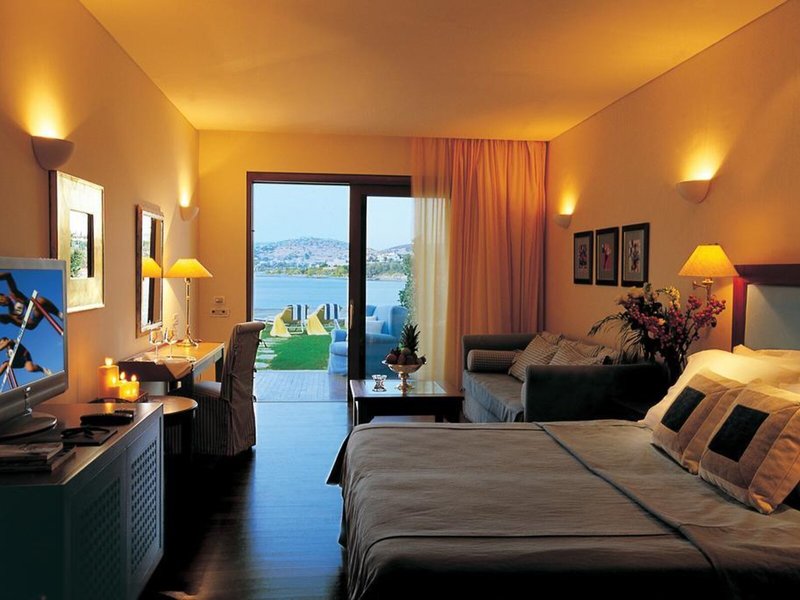 Grand Resort Lagonissi 44