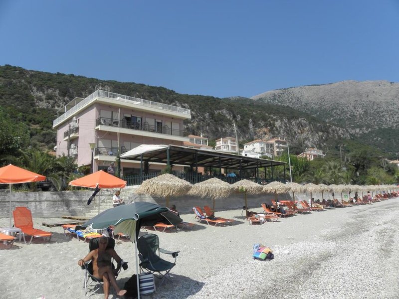 Riviera Hotel 9