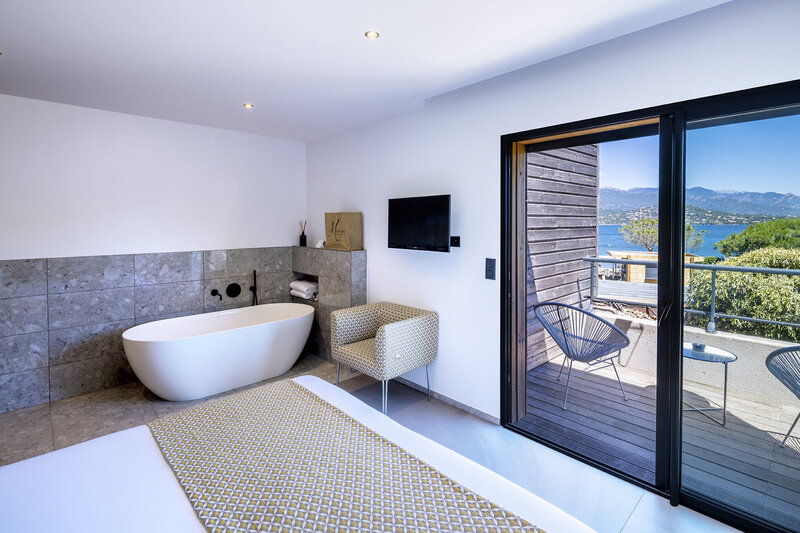 Mariosa 4 - Bathroom Example