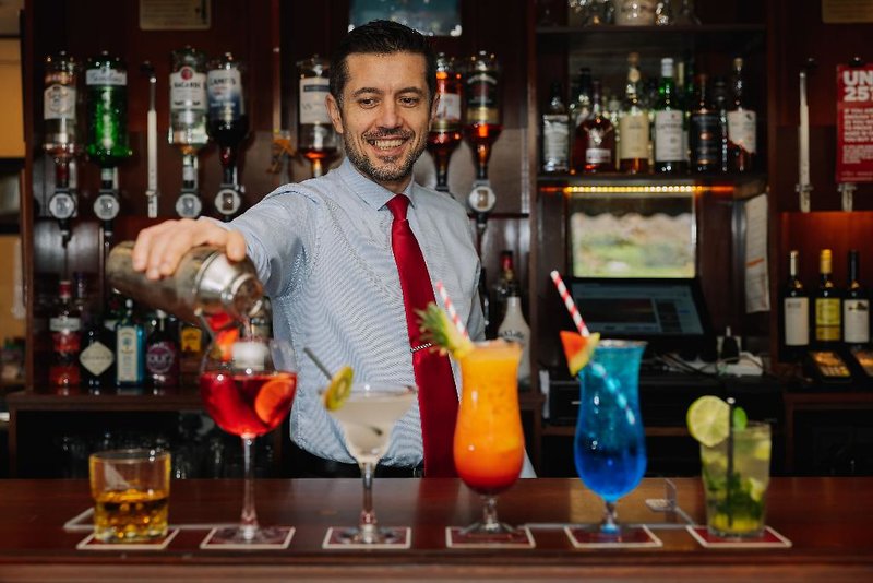 Muthu Fort William Hotel