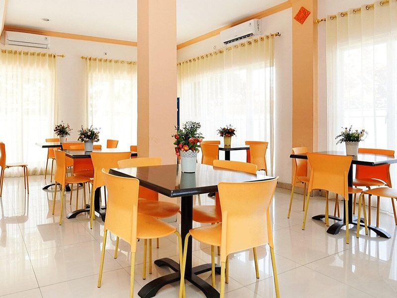 The Kanjeng Hotel Kuta 7